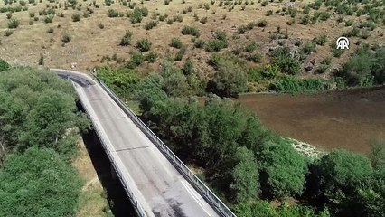 Aşırı sıcaklar Teke Deresi'ni susuz bıraktı