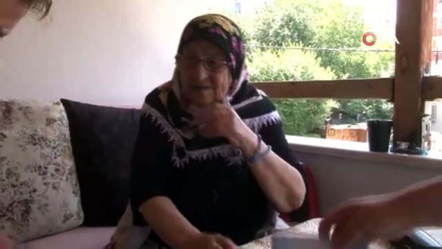 50’li yaşlarda, yaz kış demeden E-5’te yürüyor… Pendikli Forrest Gump’ın hayat hikayesi yürek burktu