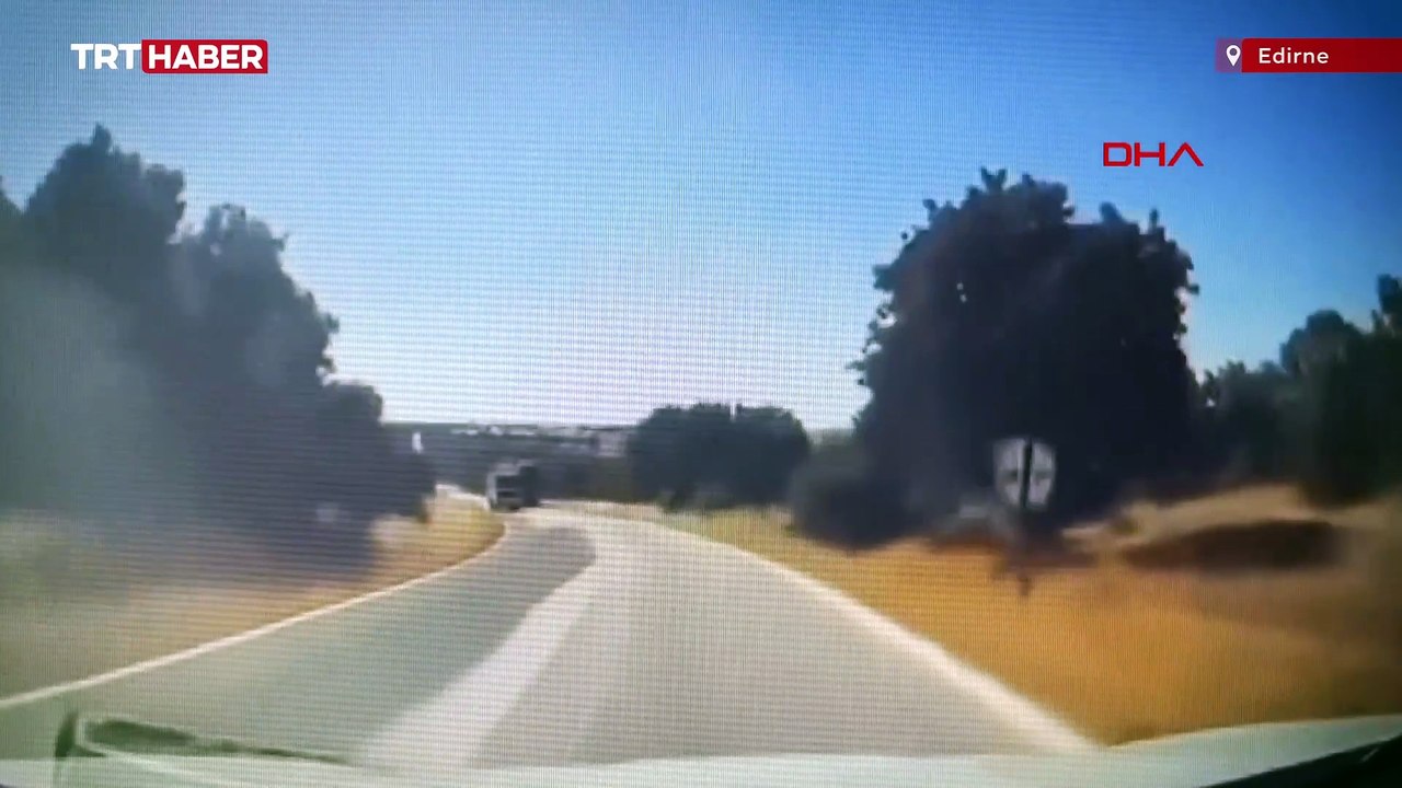 Hatalı sollama yapan tır kazaya neden oluyordu