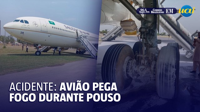 Avião com 297 passageiros pega fogo durante pouso no Paquistão