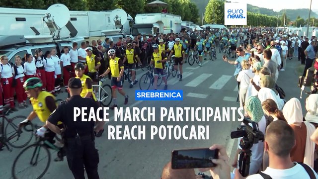 Thousands of Bosnians commemorate Srebrenica victims with peace march