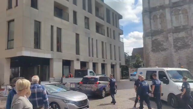 Cathédrale Notre-Dame de Rouen actuellement en feu. 07/11