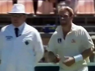 Shane Warne vs Saeed Anwar