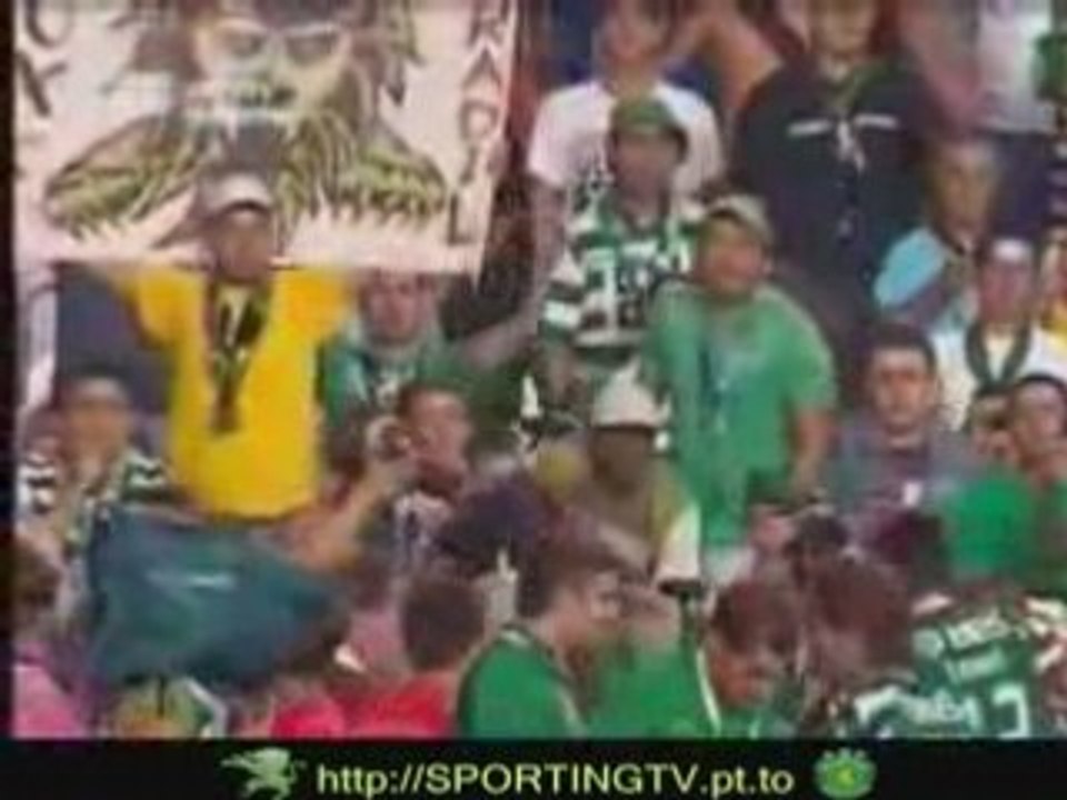 A Supertaça relativa à época 2007 é VERDE....