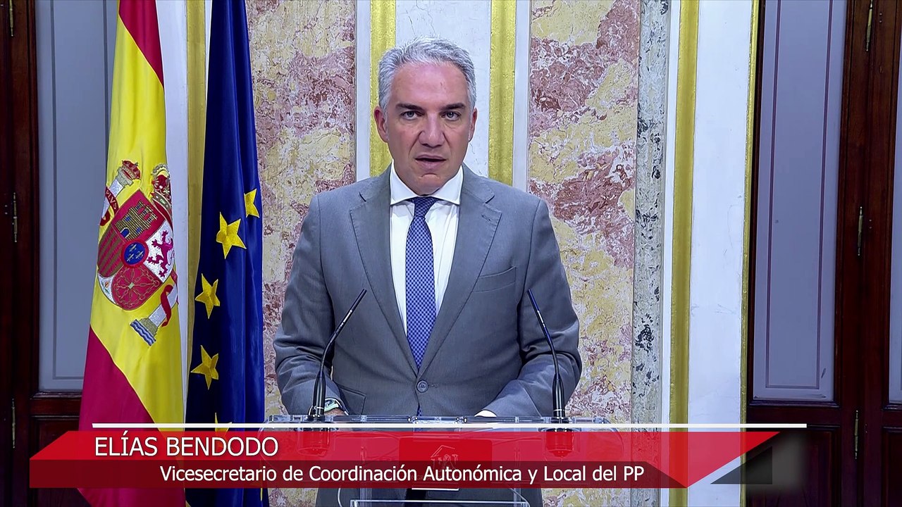 Abascal culpa a Feijóo de "romper" los gobiernos de las CCAA mientras PP pide "decisiones"