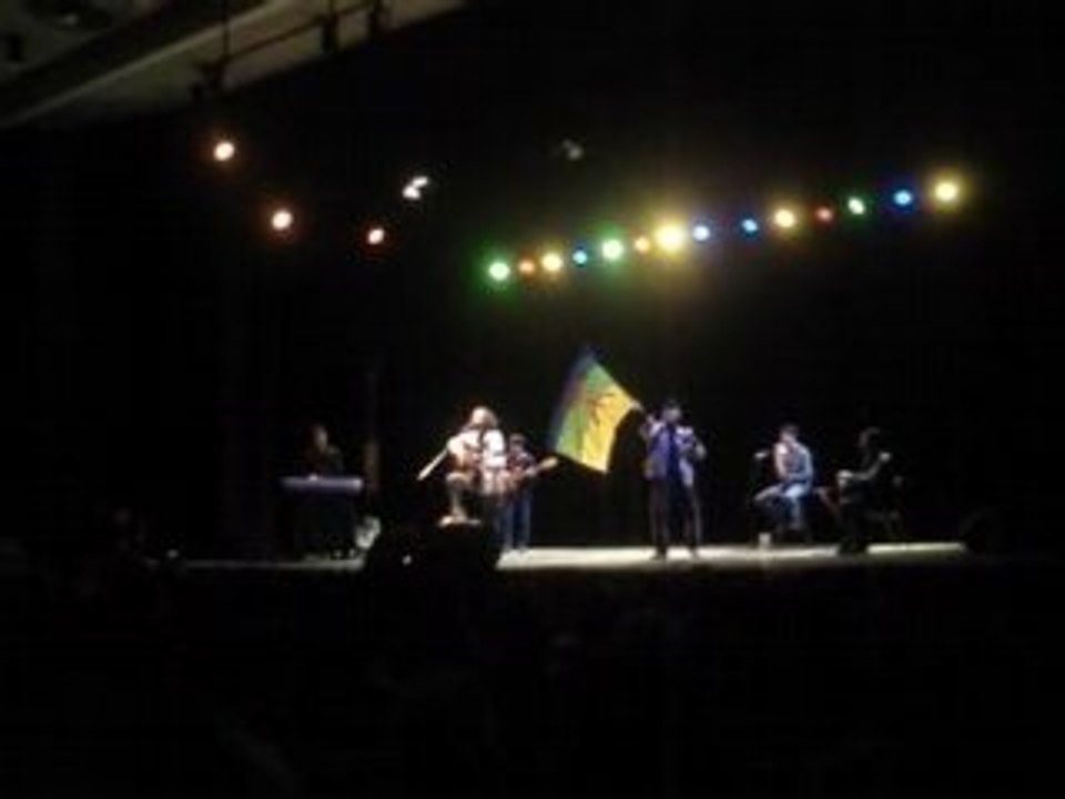 Oulahlou5-Tafsut Imazighen Montréal 12 Avril 2008