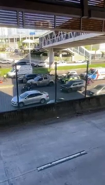 VÍDEO: Homem é atropelado em frente a shopping, no Iguatemi