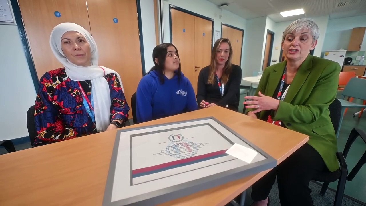 Meet a young refugee aged 11 that's made Shrewsbury her home and her school: Wilfred Owen School gets an award for its work with pupils and Refugees.