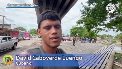 "Quiero regresarme a Cuba": David, a punto de desistir del sueño americano; espera el tren en Coatzacoalcos