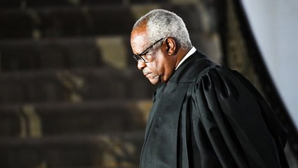 Russian yacht trip puts Clarence Thomas back under fire