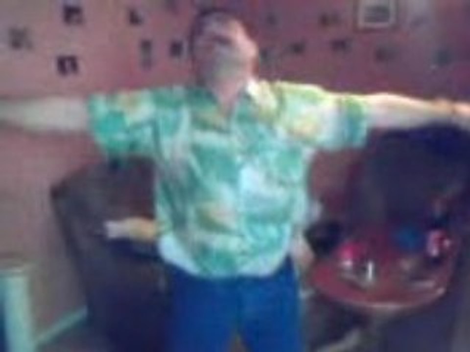 papa en mode techno