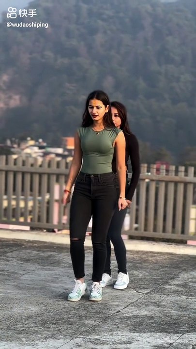 Hot dance