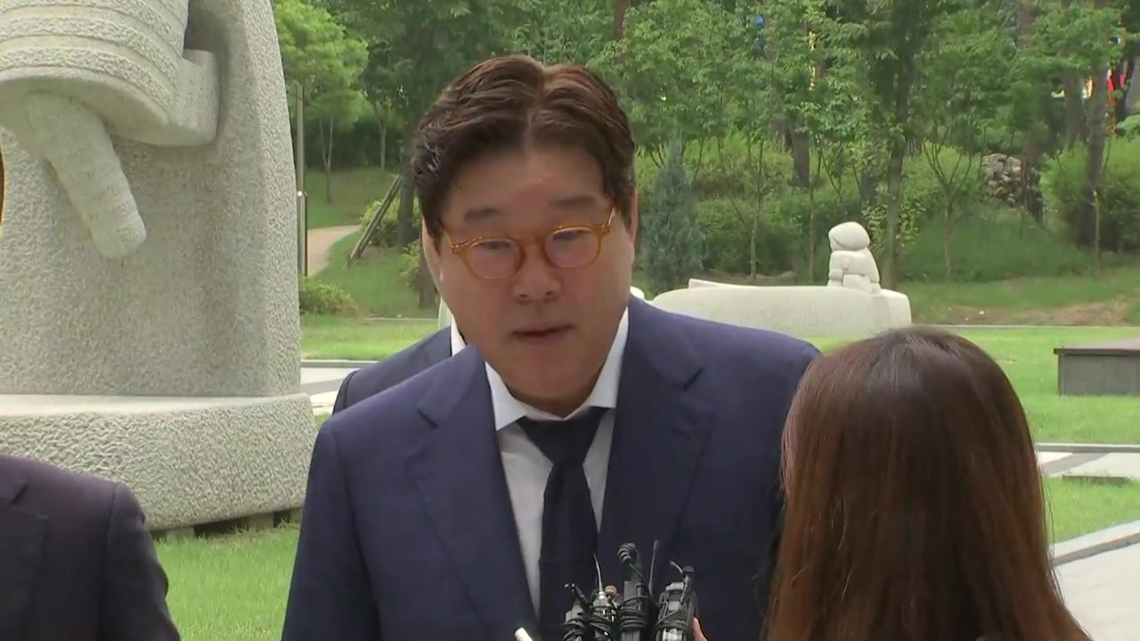 '불법 대북송금' 김성태 오늘 1심 선고…법원 출석 / YTN
