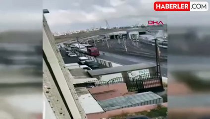 Sultangazi'de İETT otobüsü, TIR'a çarptı: Yaralılar var-1