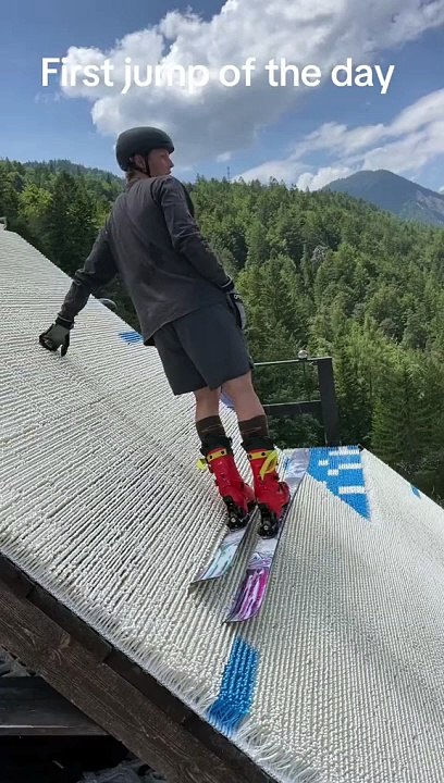 Amazing fun video #shorts #funnyshorts #viralsh...