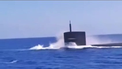 Explore the Vast Ocean- Submarine Voyage Under the Blue Sky --️-