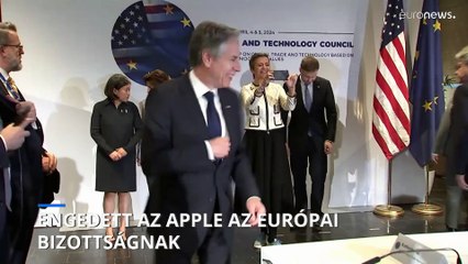 Az Apple megnyitja az iPhone-okon a "tap and go" fizetésekhez való hozzáférést, így megoldódnak az EU versenyjogi aggályai