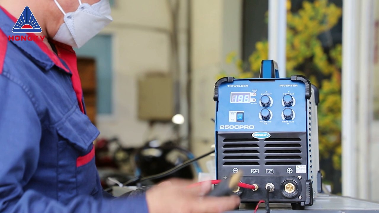 Máy hàn điện tử TIG lạnh TIG250CPRO