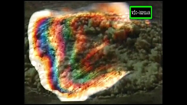 Horizontes Científicos: El Cráter de la Muerte - Documental (1995) - Español Latino