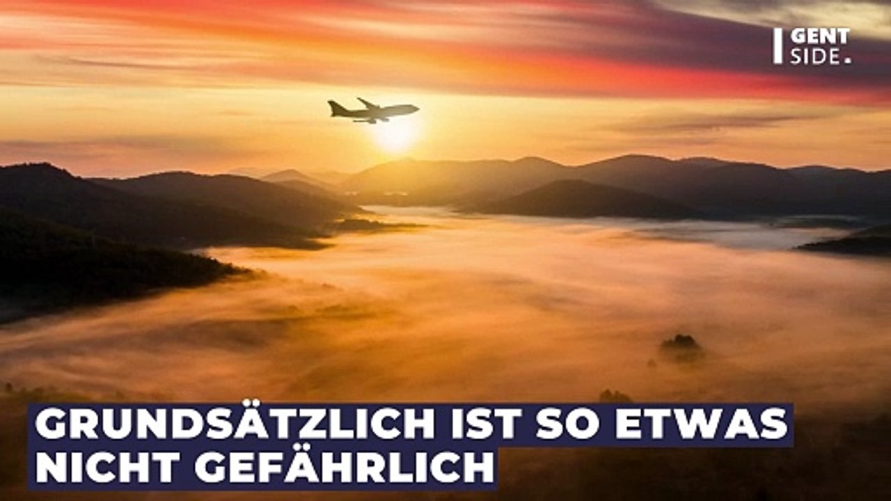 Mann macht beeindruckendes Foto: Flugzeug wird über Paris vom Blitz getroffen