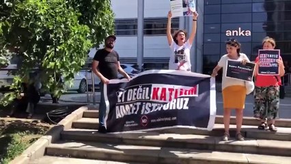 Depremzede Döne Kaya Hatay Adliyesi önünde: Kaybedilenler sizin anneniz, eşiniz, evladınız olsaydı bu soruşturmalar böyle uzun sürer miydi?