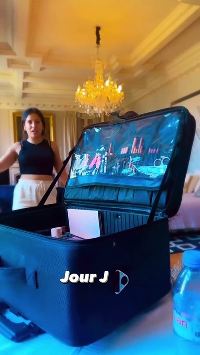 Mariage religieux de Capucine Anav et son amoureux Victor.