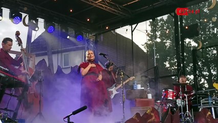 Lato na łące z Anitą Lipnicką w Swołowie