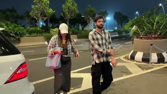 Sonakshi Sinha With Zaheer At Airport Departure