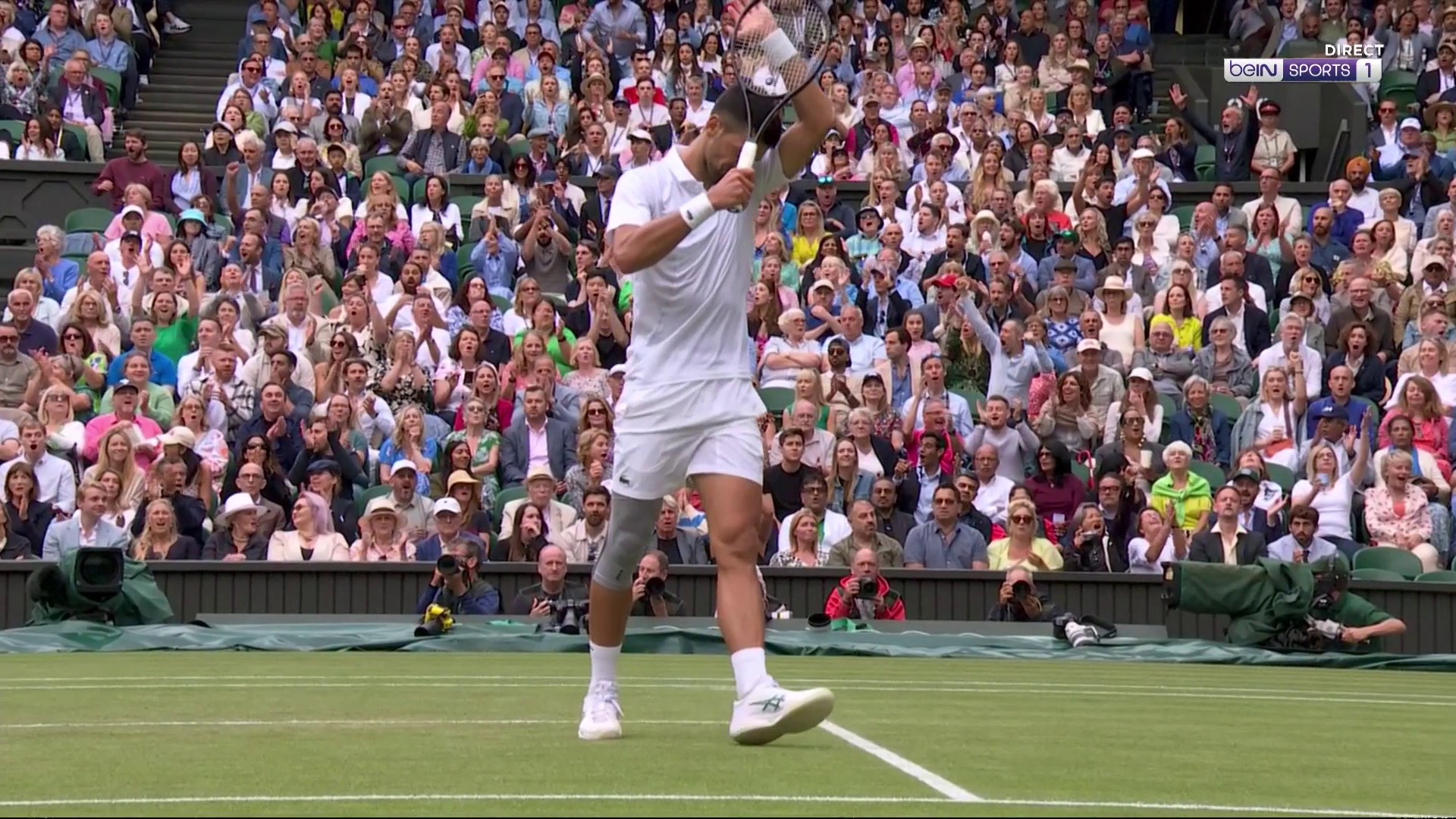 Wimbledon : Musetti signe un point de dingue, Djokovic applaudit même !