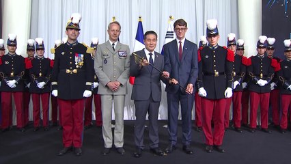 국방부 장관 "한국, 자유세계 수호하는 방파제 역할 수행" / YTN