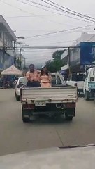 Pareja en El Progreso presume su matrimonio