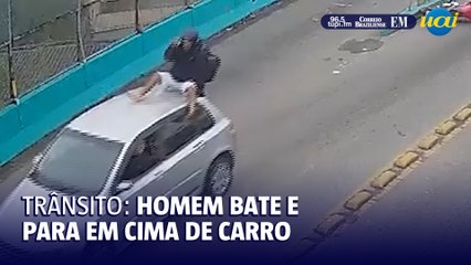 Motociclista vai parar no teto de carro após colisão em Volta Redonda