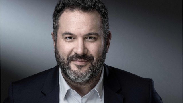 GALA VIDÉO - Bruce Toussaint “choqué” par les rumeurs autour de son salaire : “C’est assez dégueulasse”
