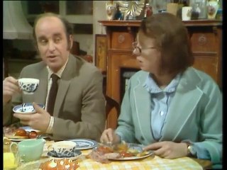 305.On The Buses.Busmans Perks.