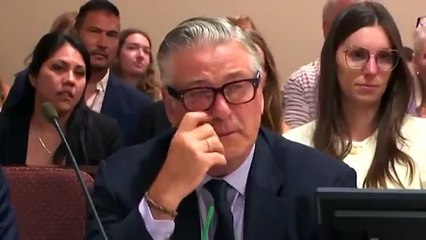 Jueza desestima caso contra Alec Baldwin por homicidio involuntario