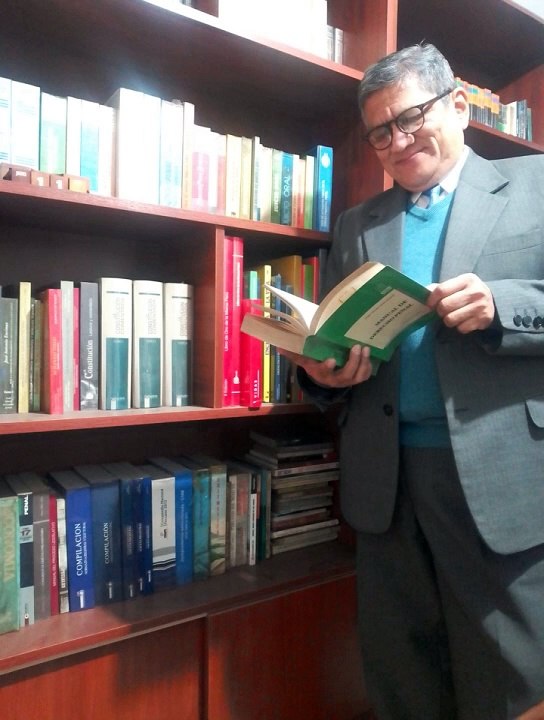 Carlos Alfredo Cárdenas Borja, abogado, parte de su contribución al mundo jurídico