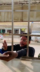 Ali shaikhani awam ke masail sun kar behosh ho gay