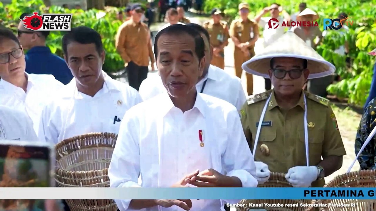 Kunker ke Lampung, Jokowi Tengok Panen Kopi