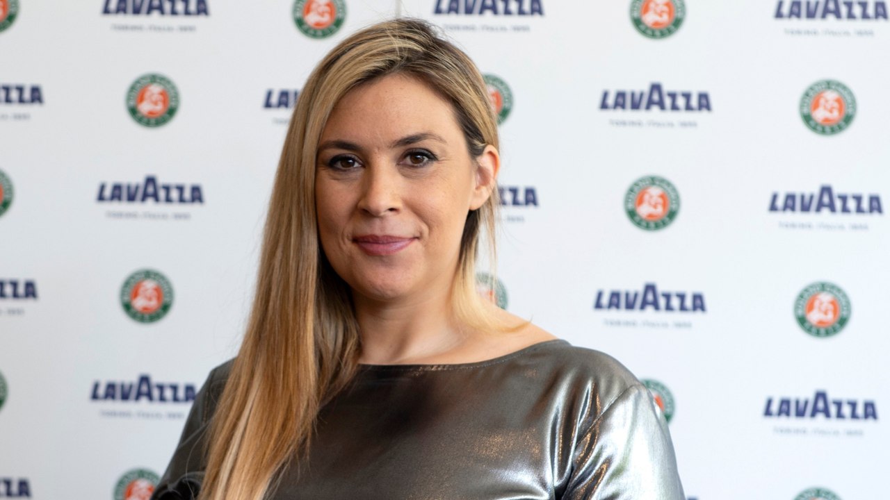 GALA VIDEO - Marion Bartoli : à trois ans, sa fille Kamilya échange déjà des balles avec un champion du tennis