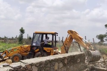 टोडा नगरपालिका की सख्त कार्रवाई,  अतिक्रमण पर चलाया पीला पंजा