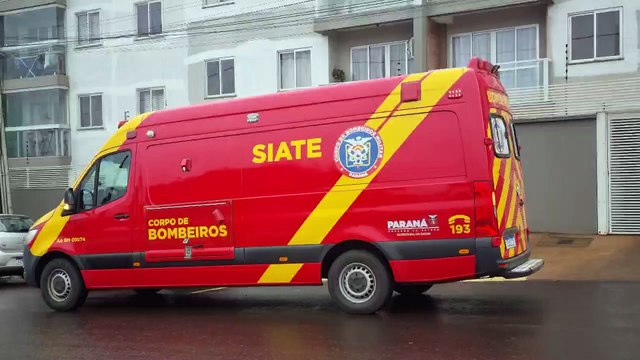 Após procedimento cirúrgico, mulher precisa ser atendida pelo Siate no Pacaembu