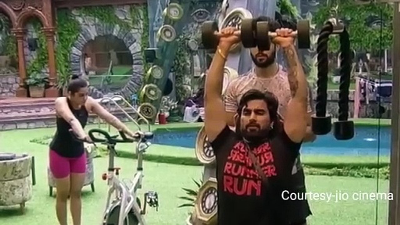 Bigg Boss OTT3 Live: Armaan Aur Kritika ko Mili "Sabse Badi Saza"....|| Shocking News ||