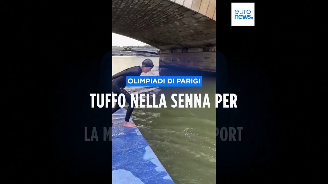 Olimpiadi: tuffo nella Senna per la ministra dello Sport Oudéa-Castéra