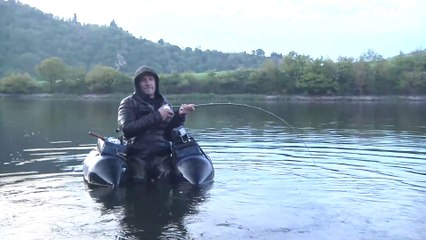 Comment Pêcher le SILURE au MADAÏ JIG ?