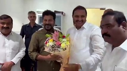 BRS Leader Arekapudi Gandhi joined Congress