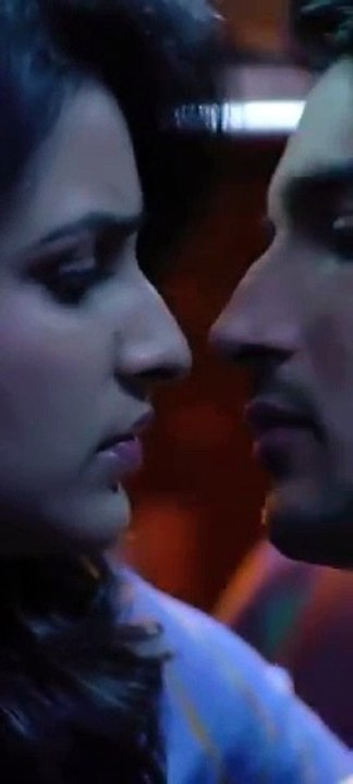 Bollywood Hot Love Scenes from Movie