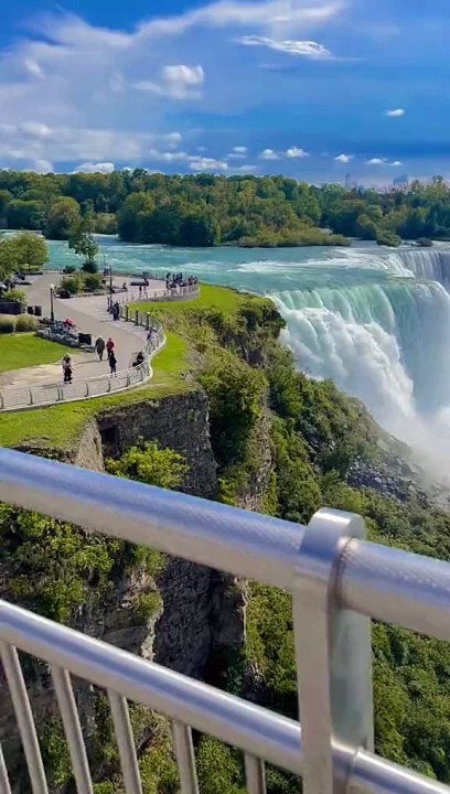 I love canada