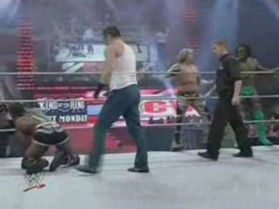 8-men tag-team