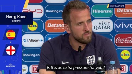 I'd trade all my personal awards for the Euro trophy - Kane