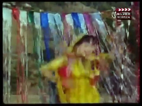 Chan Chan Chankan Wangan - Nadra - Pakistani Film Mundri (1988) - Noor Jehan